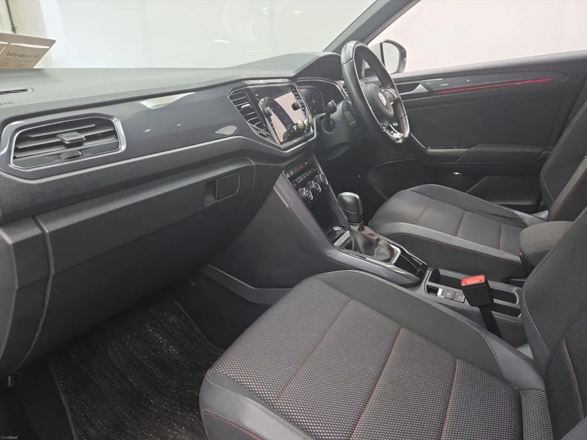 Volkswagen T-Roc 2.0TDI Sport DSG - Image 4