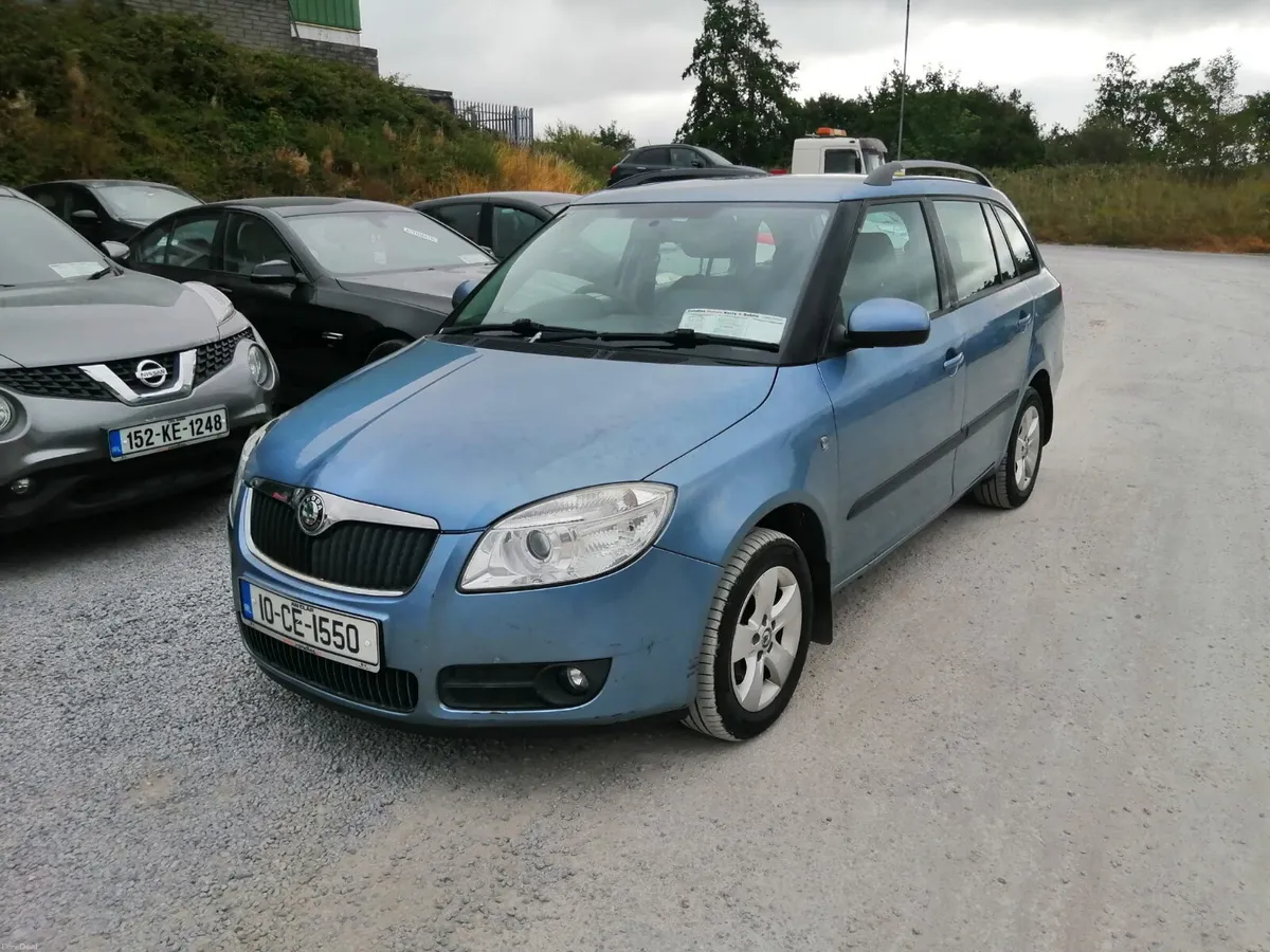 Skoda Fabia 2010 - Image 2