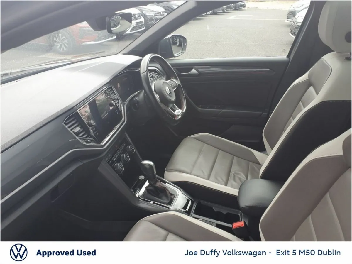 Volkswagen T-Roc Sport 1.5 TSI 150bhp DSG - Image 3