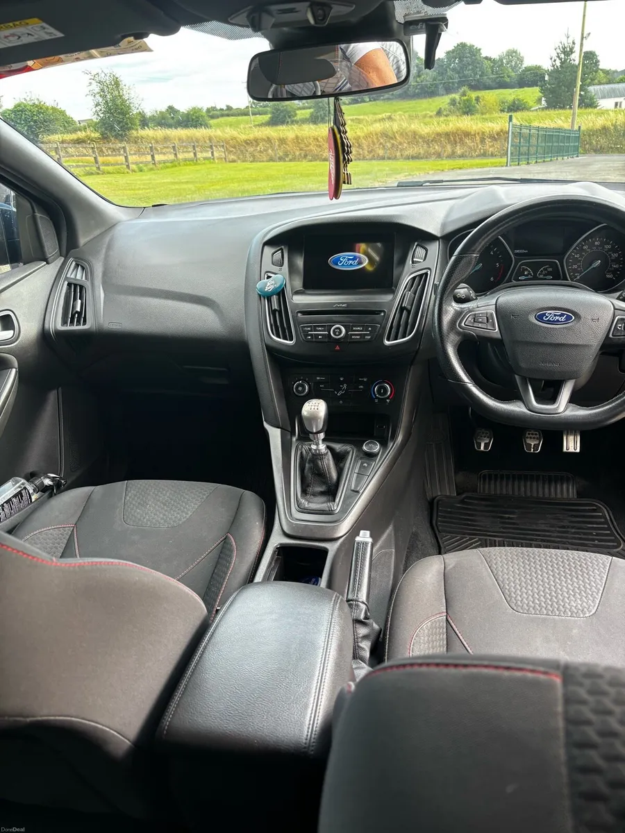 Ford Focus ST Line - Image 5