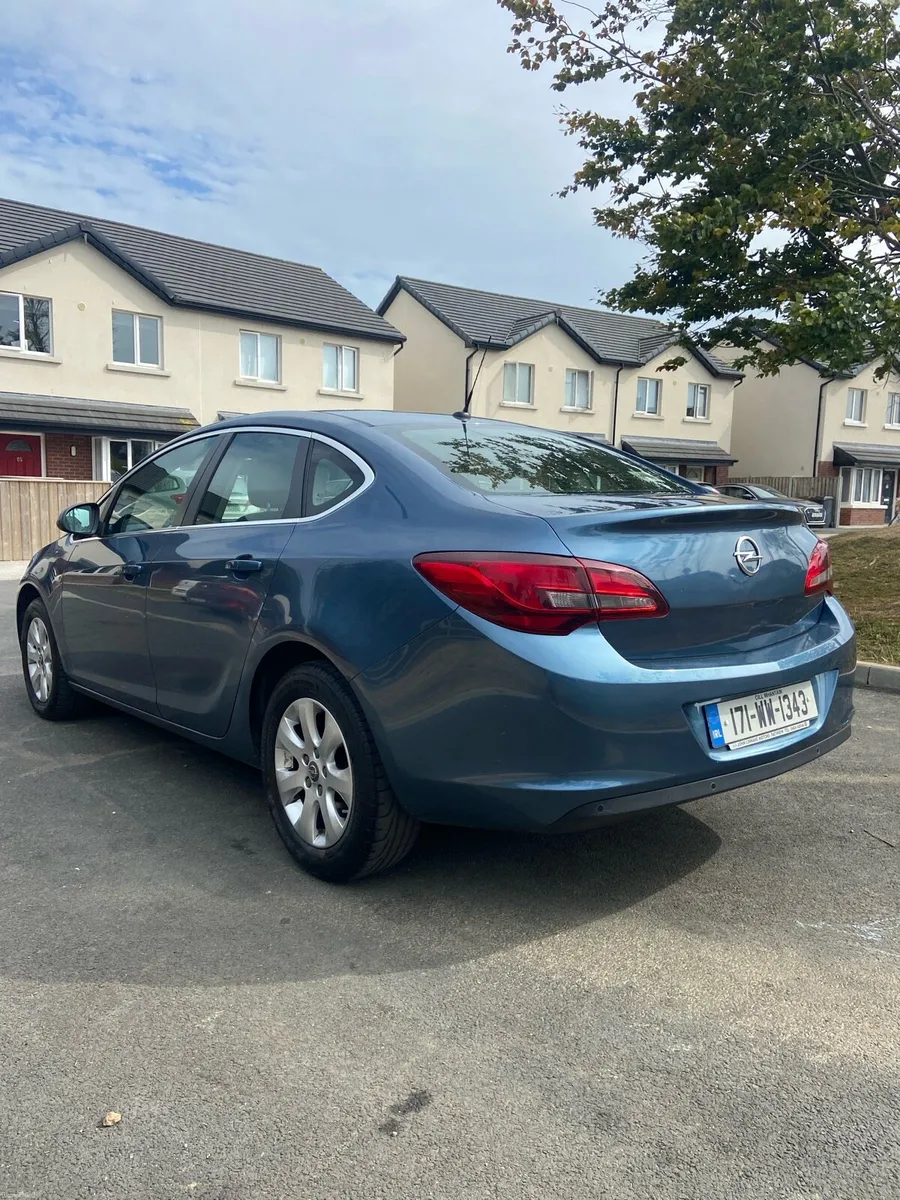 Opel Astra (Nct + Tax) - Image 4