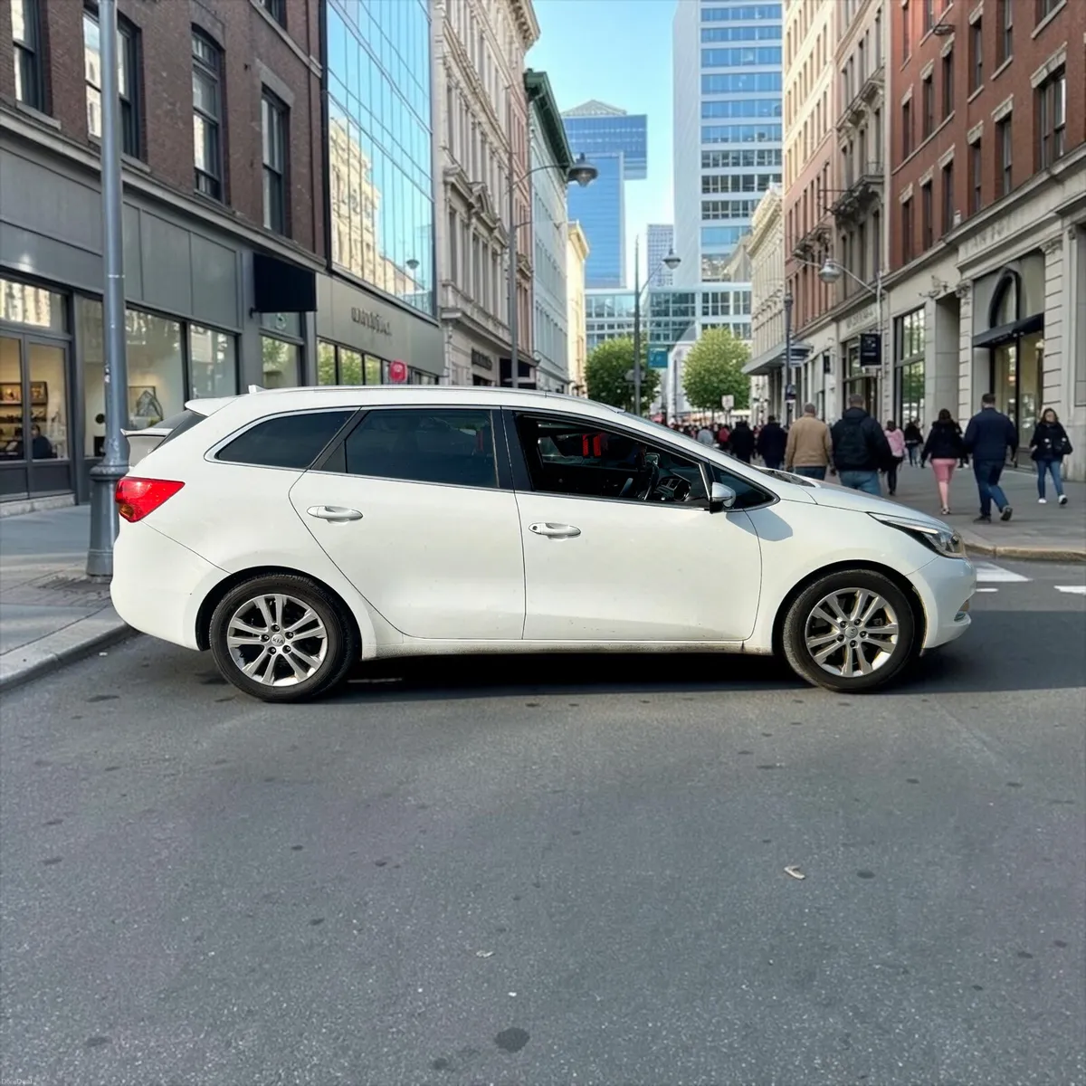 Kia Ceed 2014 - Image 4