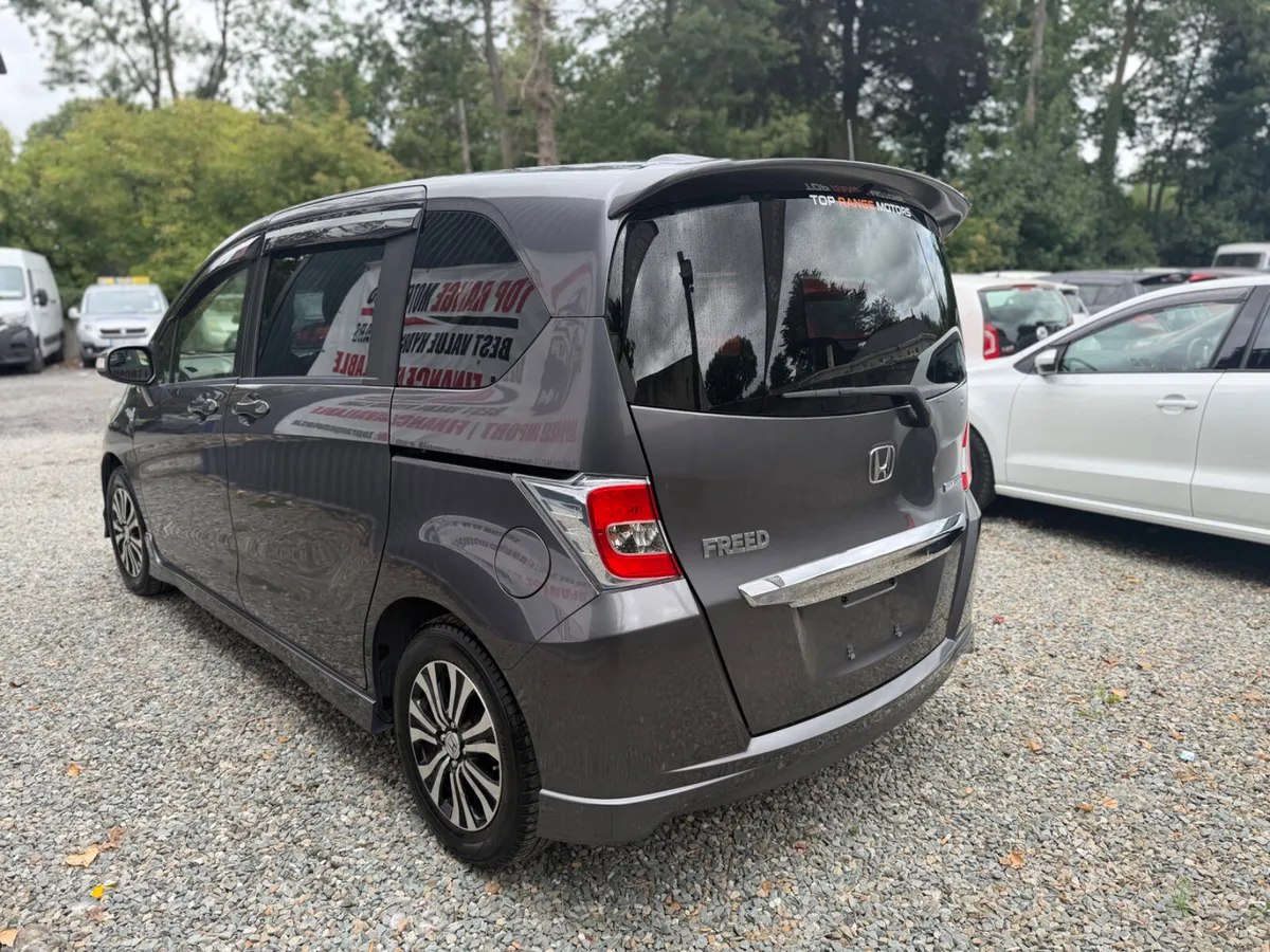 Honda  Freed 7 seater - Image 4
