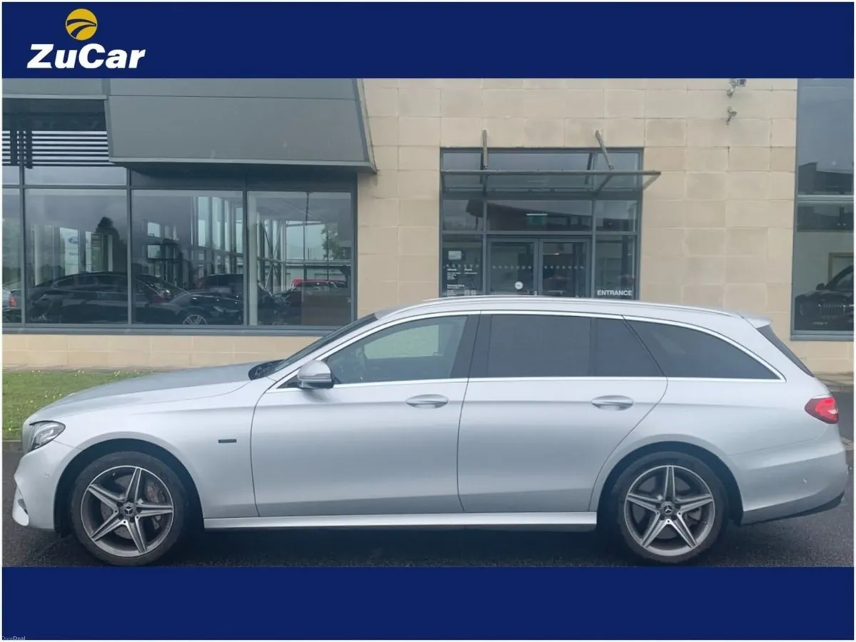 Mercedes-Benz E-Class 300de AMG Line *Estate, Low - Image 5