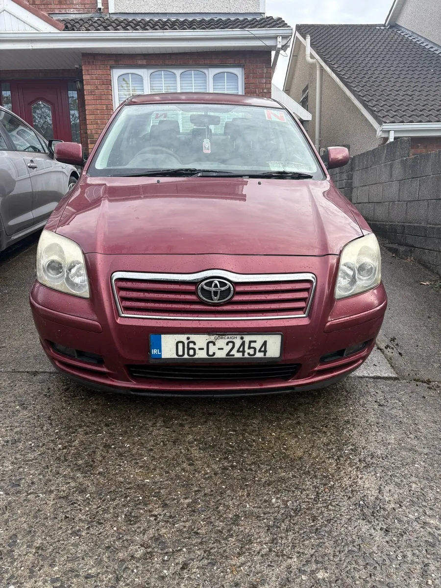 Toyota avensis 2006 - Image 1