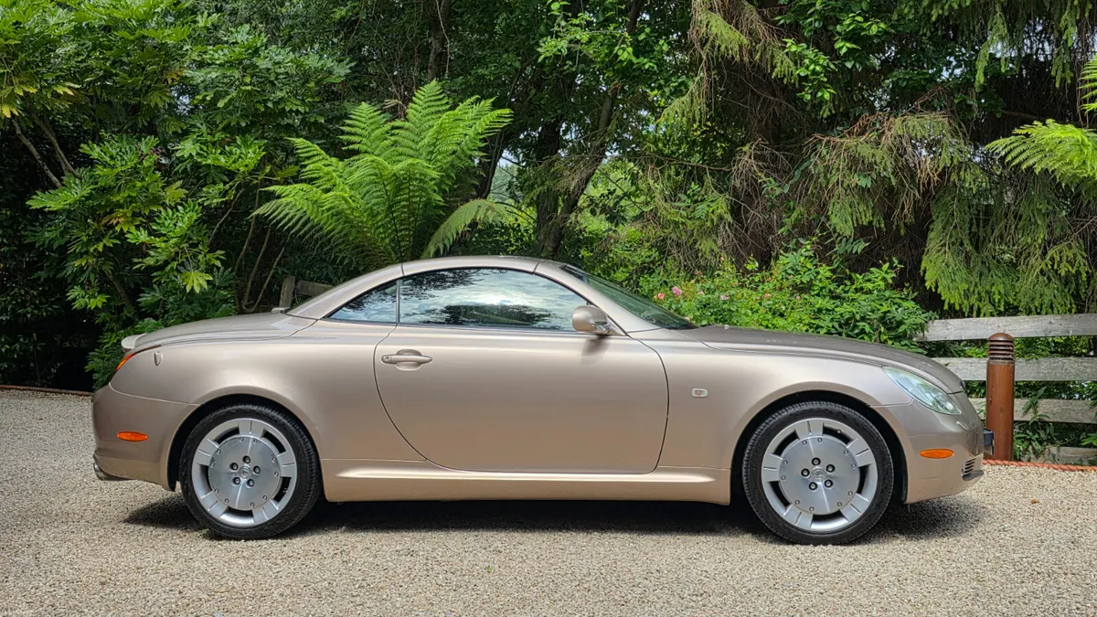 2002 Lexus SC430 - Image 5
