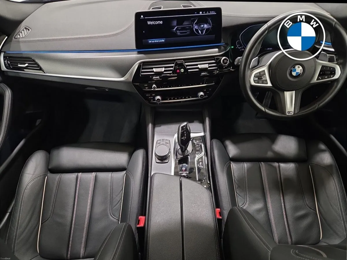 BMW 5-Series 530e M Sport Saloon - Image 4