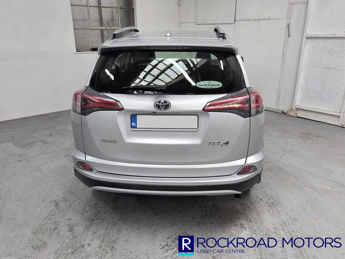 Toyota RAV4 2.0 D4D Luna, 2016 - Image 5