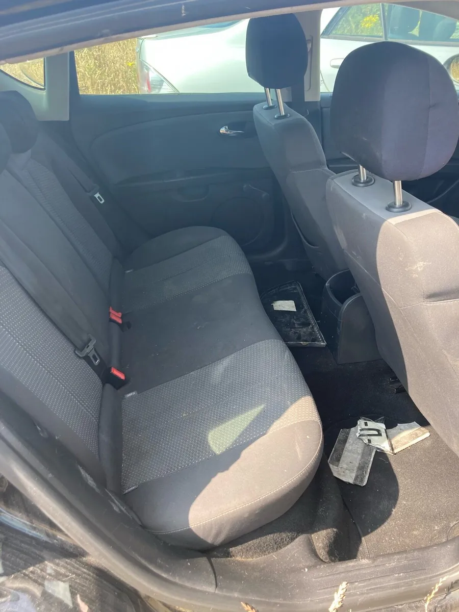 Seat Leon mrk 2 for parts - Image 4