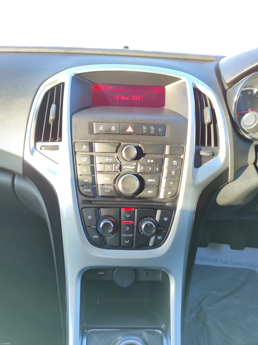 2015 OPEL ASTRA 1.4 SRI - NCTed - Image 6
