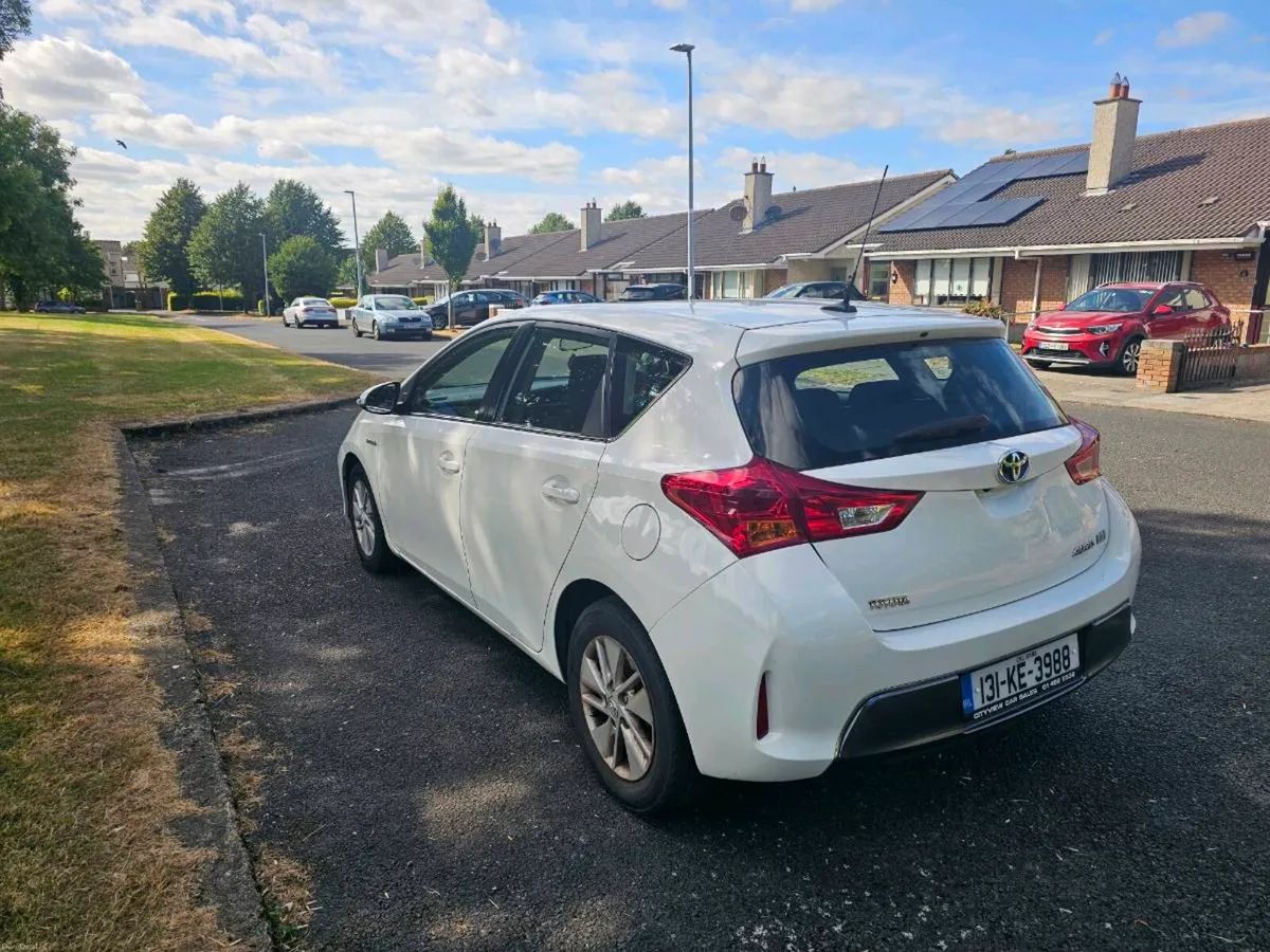2013 Toyota Auris Low Mileage NCT/TAX - Image 4