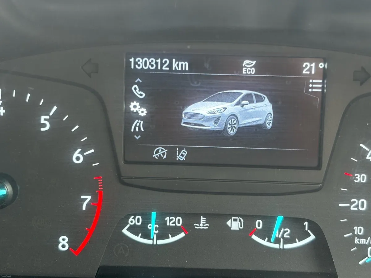 Ford Fiesta Titanium 1.1 - Image 6