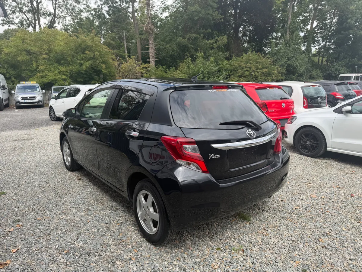 Toyota Vitz 2015 low milage push start - Image 4