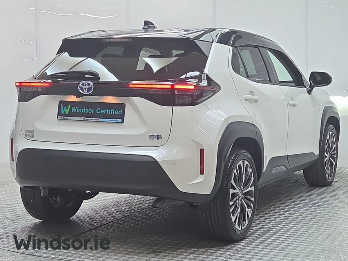 Toyota Yaris Cross Z 1.5 Hybrid - Image 2