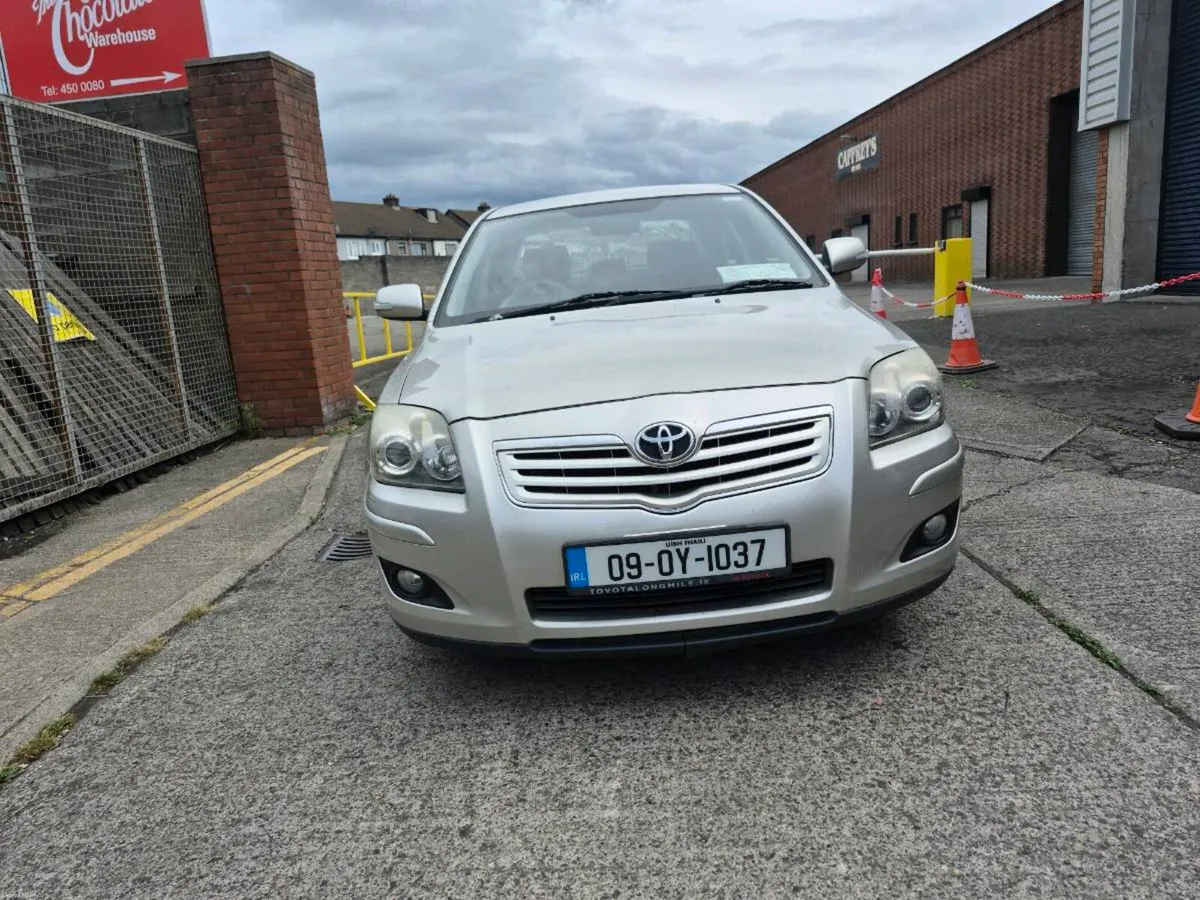 2009 toyota avensis - Image 4