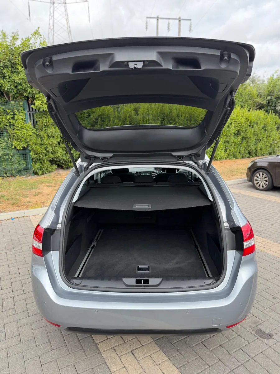 Peugeot 308 2015 - Image 6
