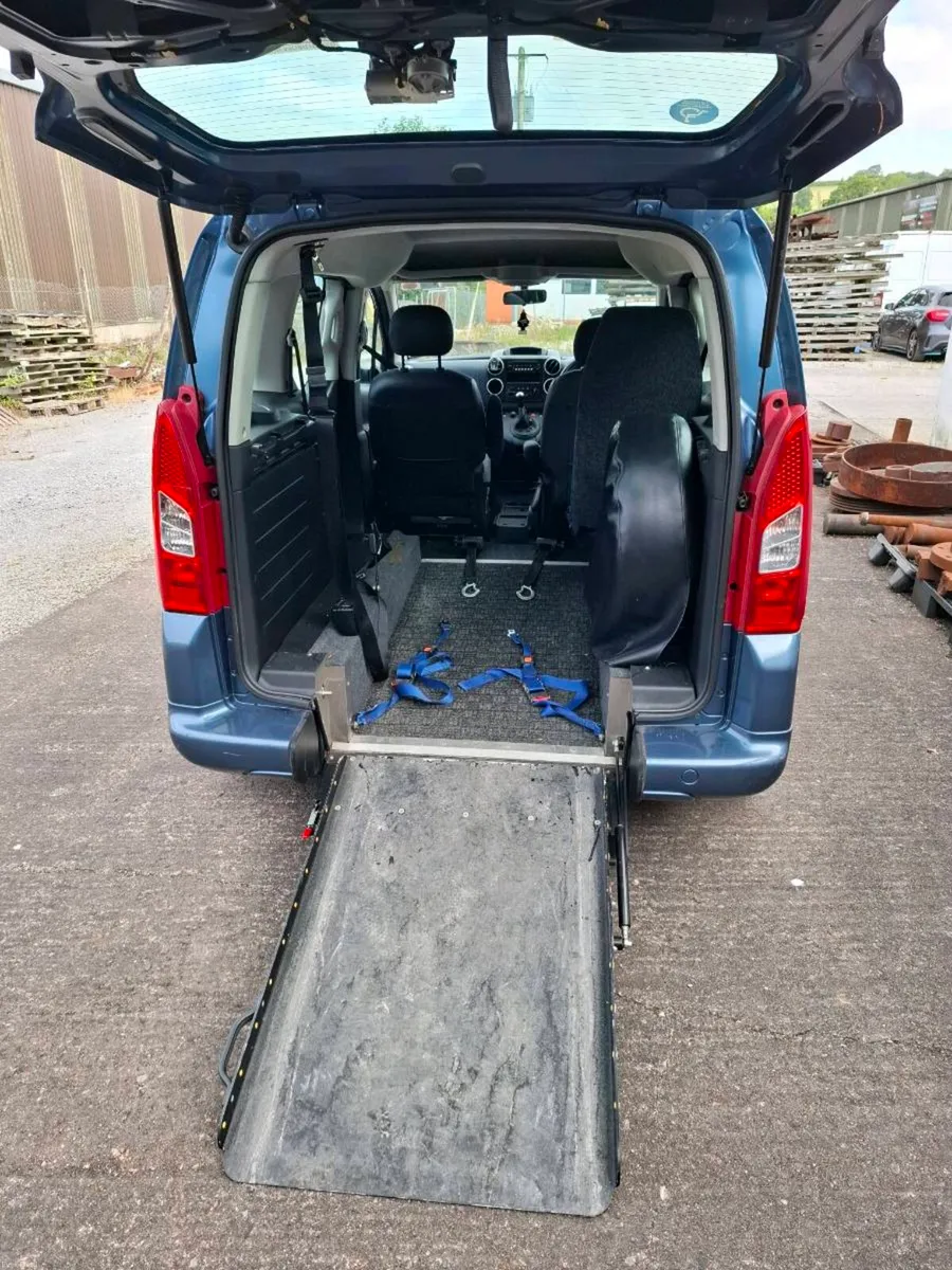 Wheelchair accessible peugeot partner - Image 5