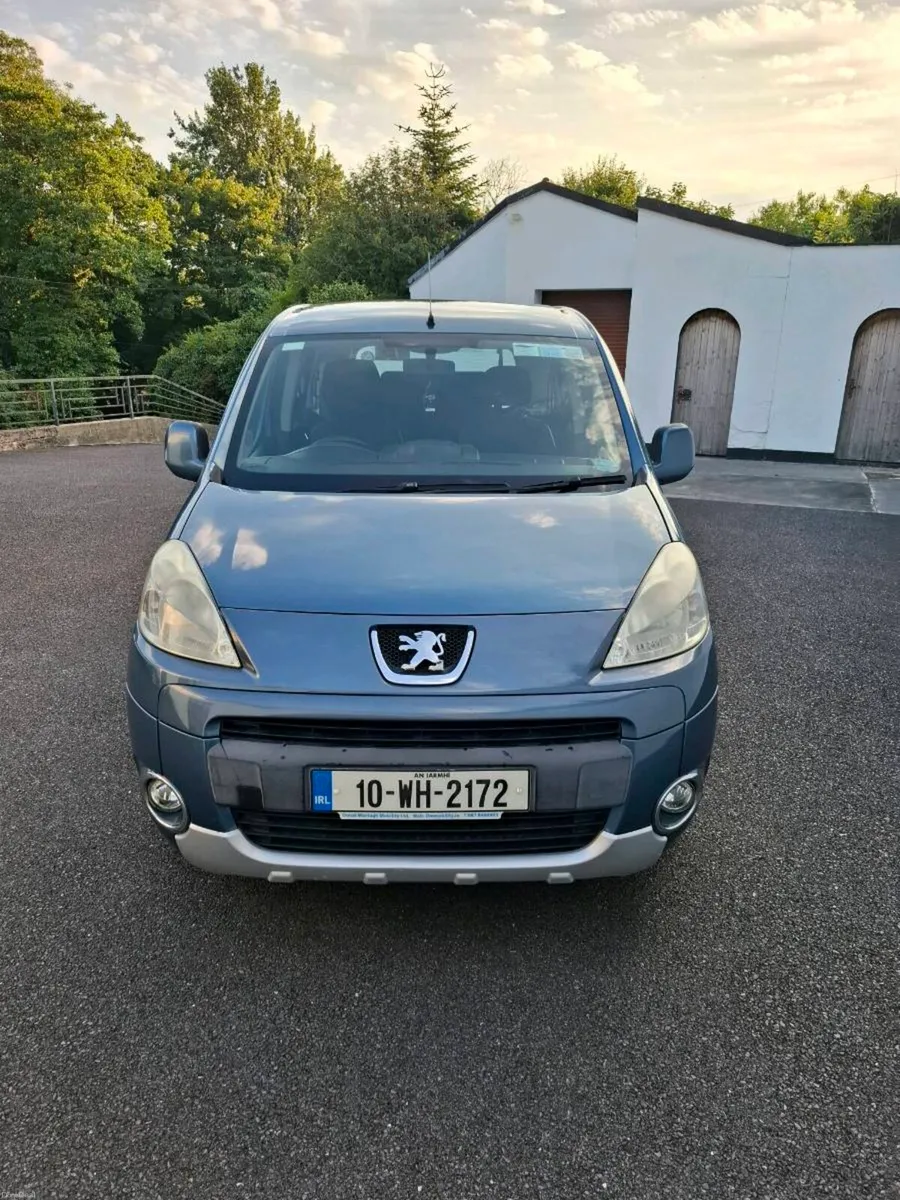 Wheelchair accessible peugeot partner - Image 2