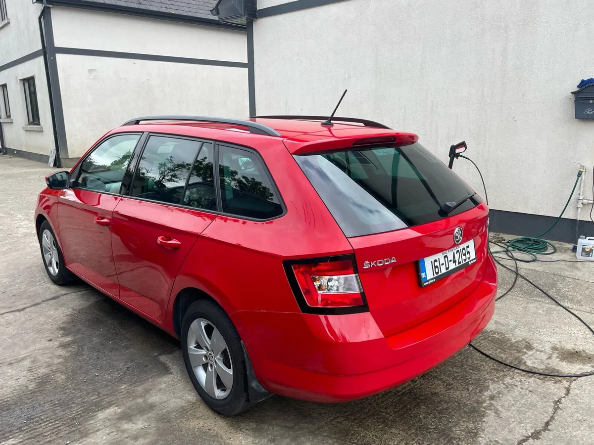 Skoda fabia estate Low mileage - Image 6