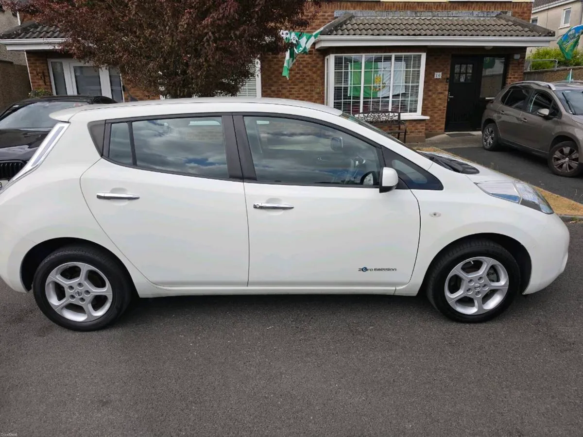 Nissan Leaf 2016 24kWh *Low Mileage* *New NCT* - Image 3