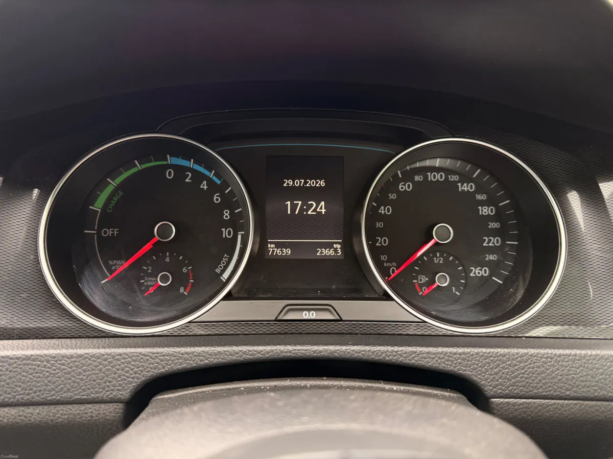 Volkswagen Golf 2016 GTE 1.4 Petrol NCT LOW KM - Image 5