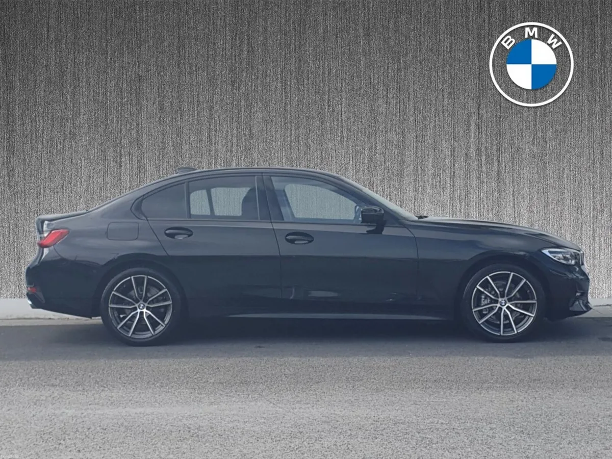 BMW 3-Series 318d SE Auto - Image 3