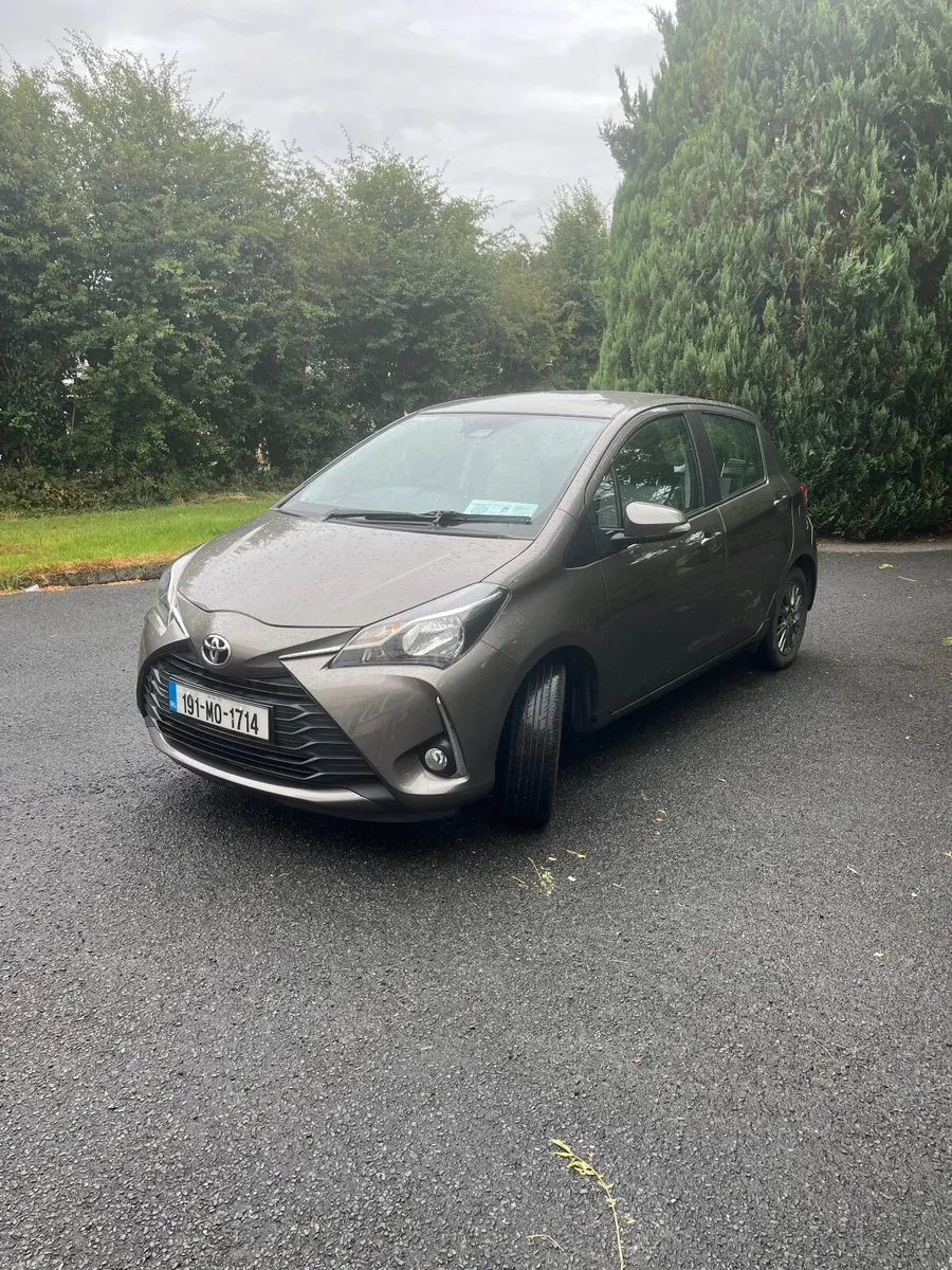 Toyota Yaris 2019 - Image 2