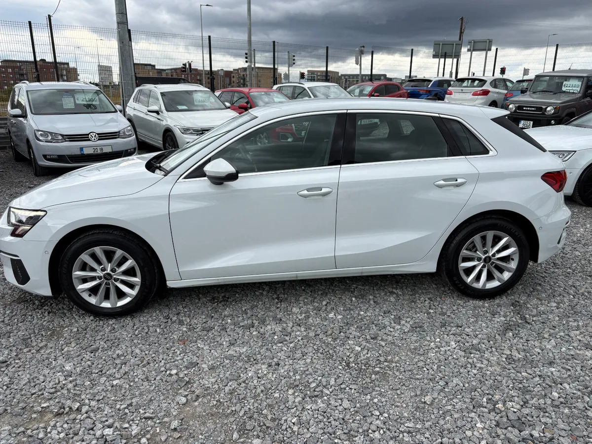 AUDI A3 SPORTBACK 1.0 AUTO *LOW MILEAGE* - Image 5