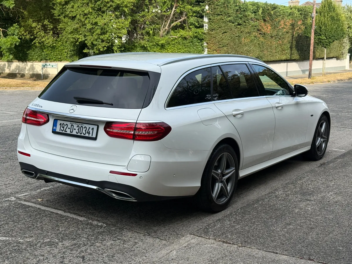MERCEDES BENZ AMG PREMIUM ESTATE - Image 4