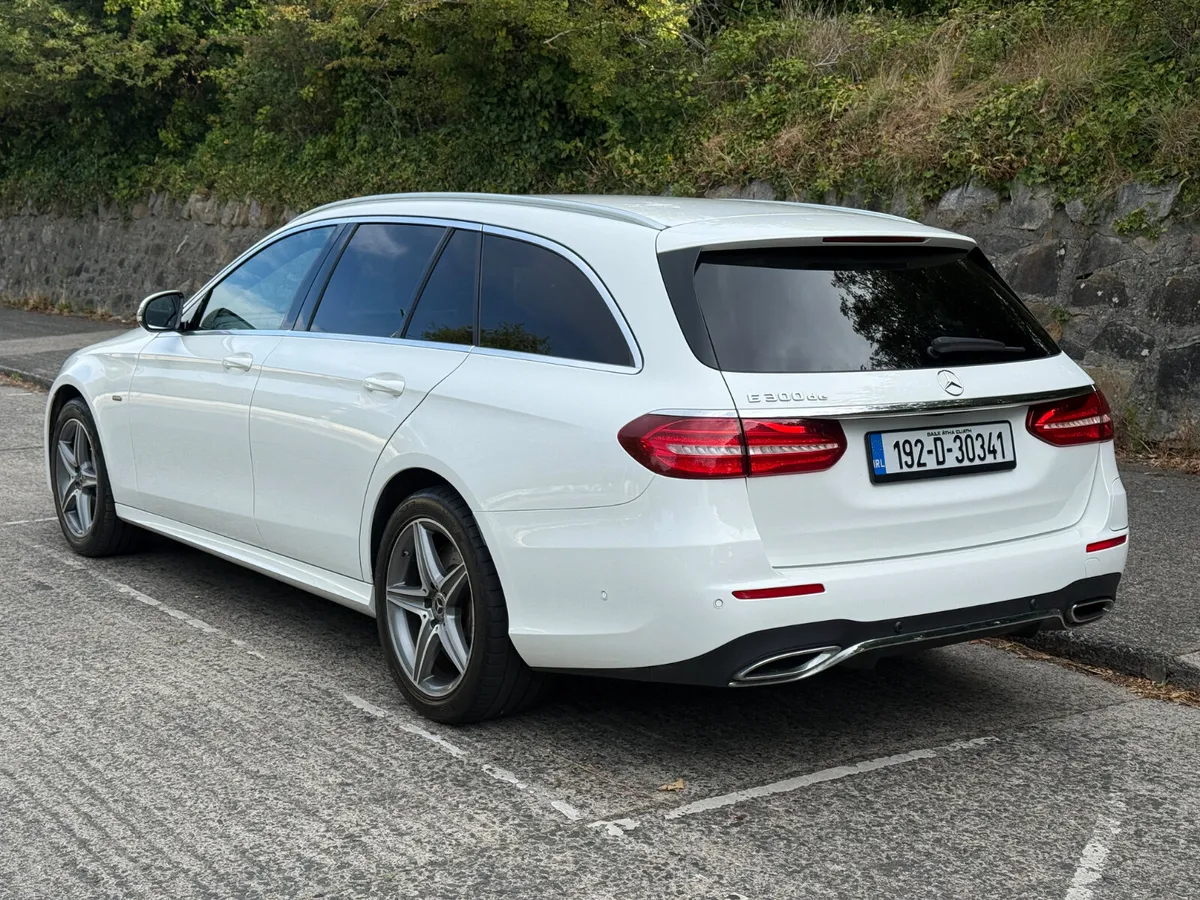 MERCEDES BENZ AMG PREMIUM ESTATE - Image 3