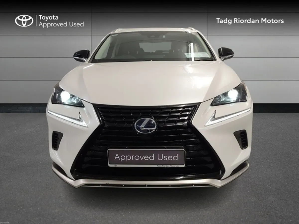 Lexus NX NX 300h FWD Dynamic (Car Play std) - Image 5