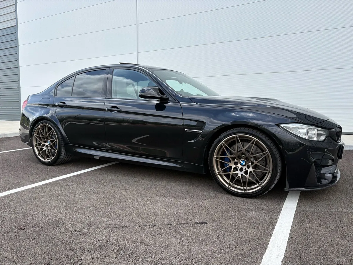 2016 F80 BMW M3 Sunroof FSH - Image 2