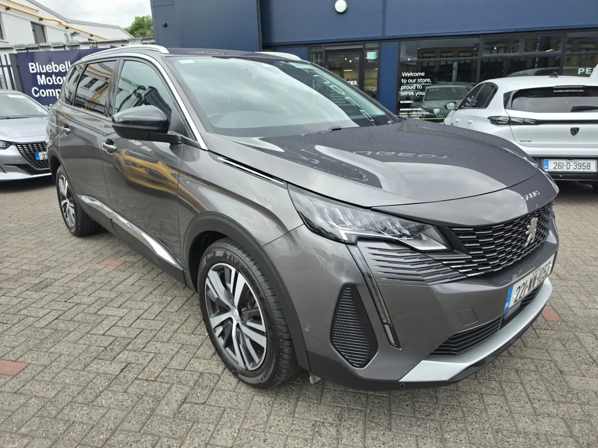 Peugeot 5008 2022 - Image 1