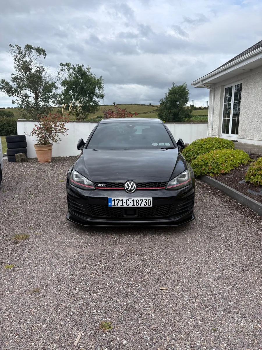 Volkswagen Golf GTI 2017 - Image 6