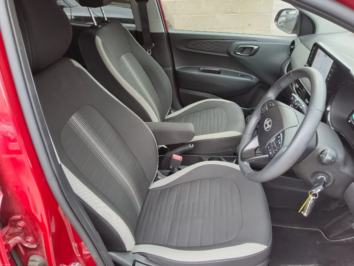 Hyundai i10 DELUXE PLUS - Image 6