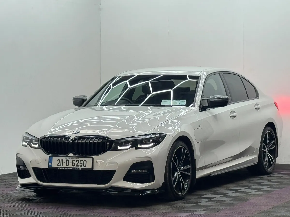 2021 BMW 3-Series 330E M Sport, New NCT - Image 3