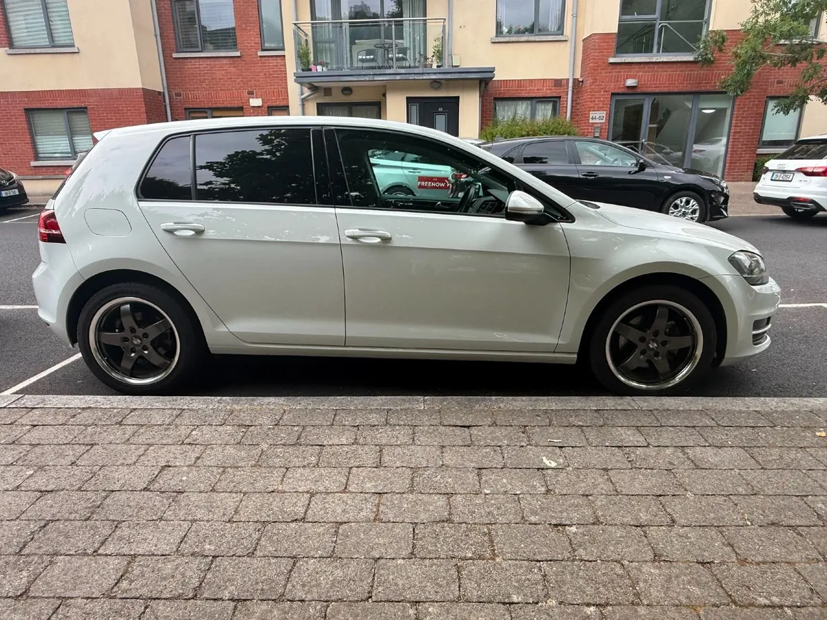 2017 VW Golf 1.4 TSI Petrol  Auto  only 68k km - Image 2