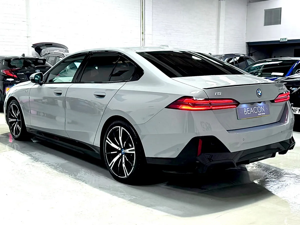 *241*ONLY 19,000 MILES*BMW I5 PRO M-SPORT 250KW 84 - Image 6