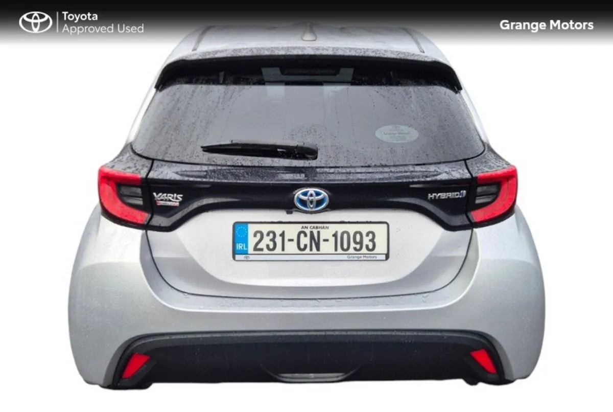 Toyota Yaris 1.5 HYBRID L/SPORT 5DR - Image 4