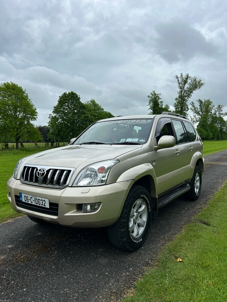 2006 Toyota Land Cruiser 3.0 D-4D | 8 Seater - Image 1