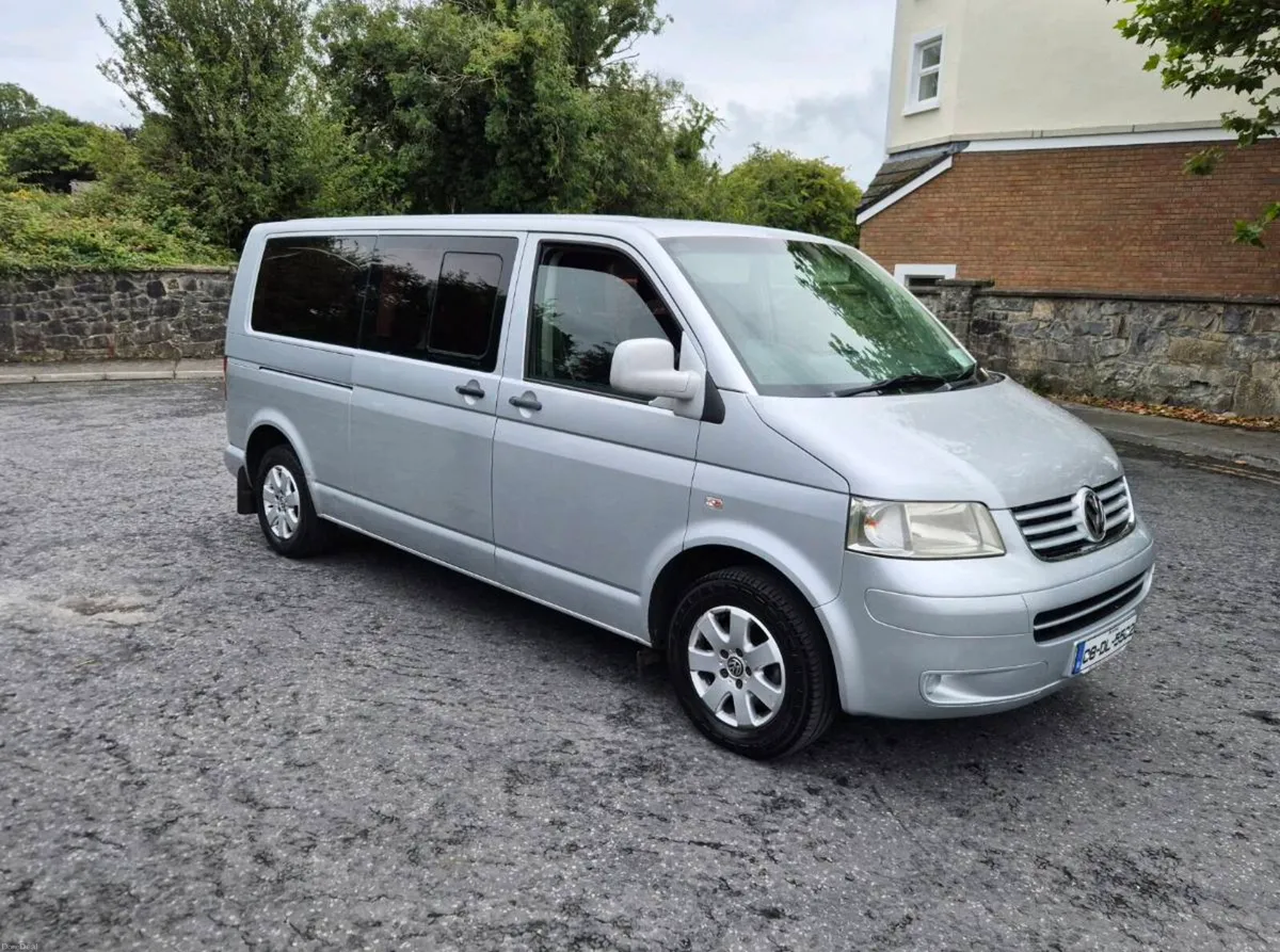 2008 VW TRANSPORTER (9 SEATER) - Image 1