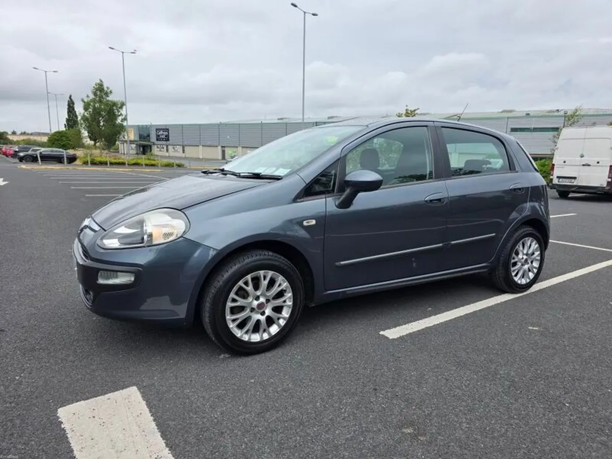 2010 Fiat Punto 1.2 With Tax and Nct - Image 4