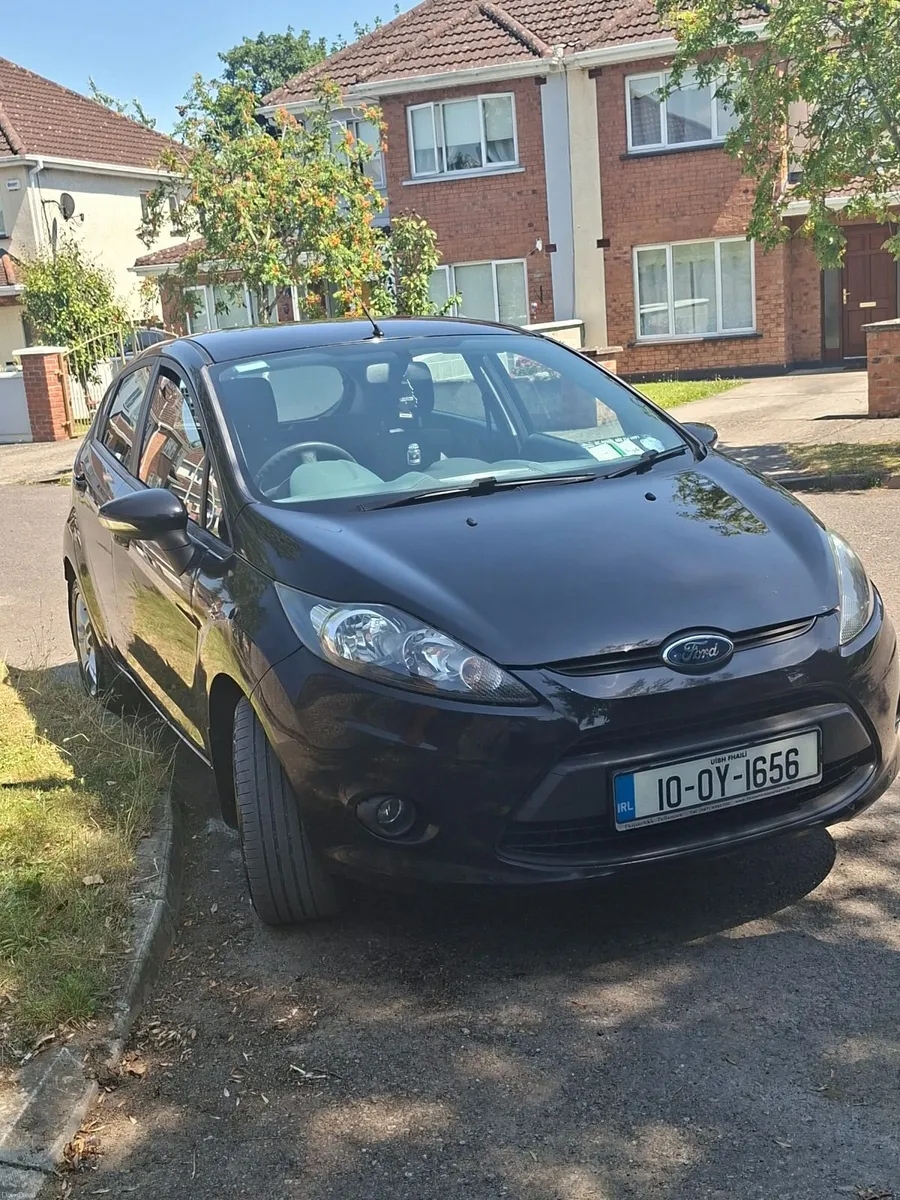 Ford Fiesta 2010 - Image 1