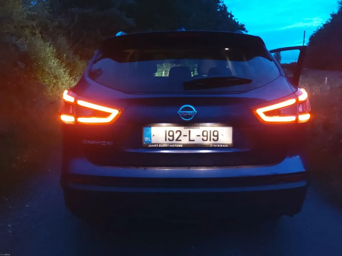 Nissan Qashqai 2019 - Image 4