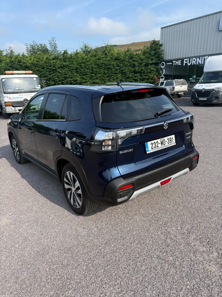 Suzuki SX4 S-Cross 2023 - Image 3