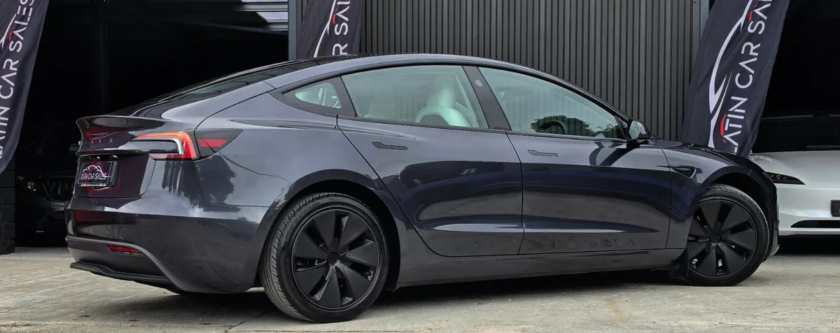 🔥 2024 Tesla Model 3 Highland RWD Premium - Image 6