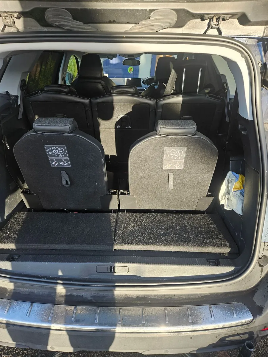 Peugeot 5008 2018 - Image 2