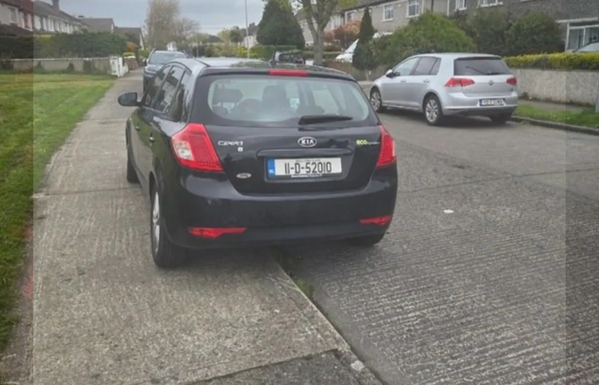 Car - Image 2