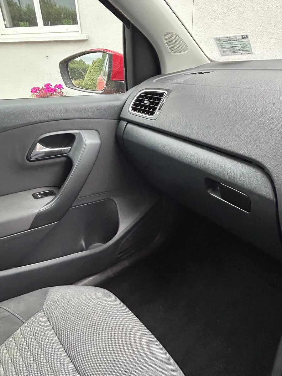 VW Polo - Image 6