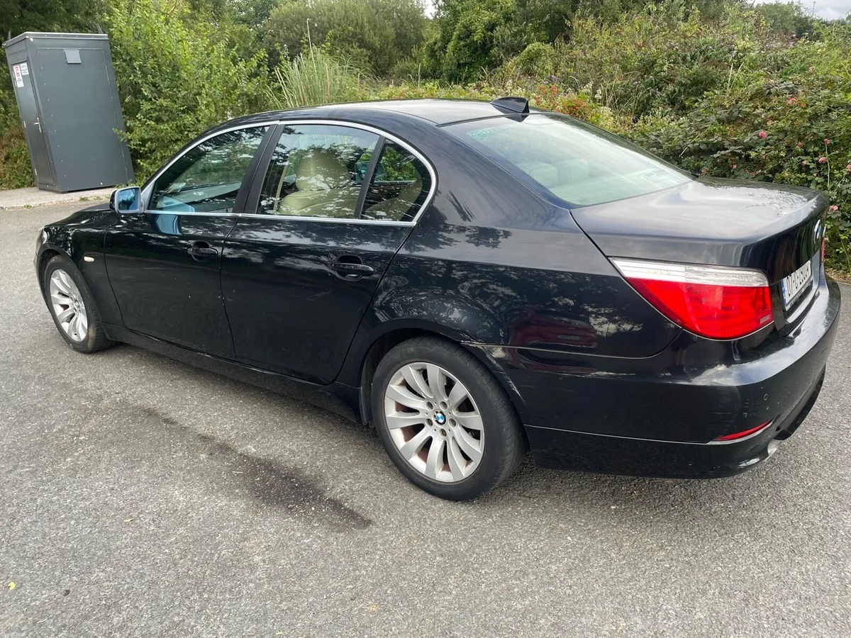 BMW 520D SE  /  VERY LOW MILEAGE - Image 4